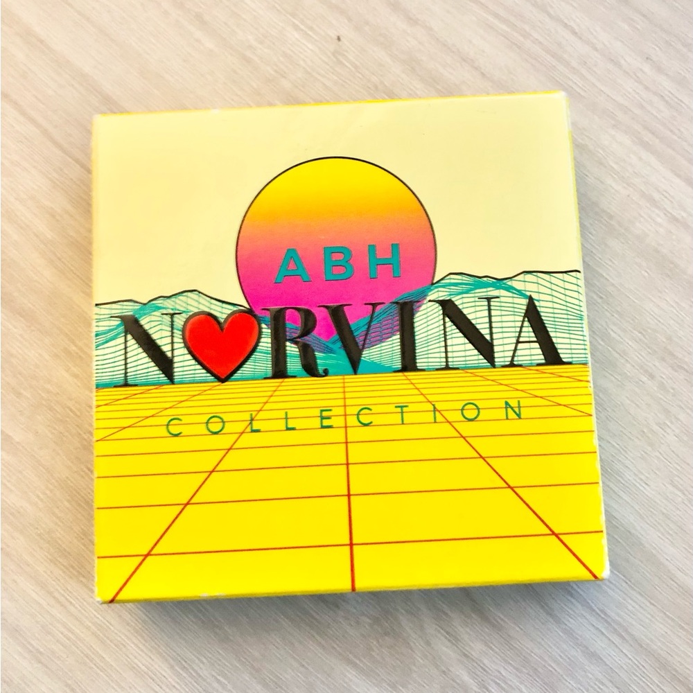 ABH  Norvina Mini Pro Pigment Palette Volume 2- NIB